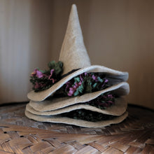 Load image into Gallery viewer, Minifee witch hat - Printable PDF pattern and tutorial

